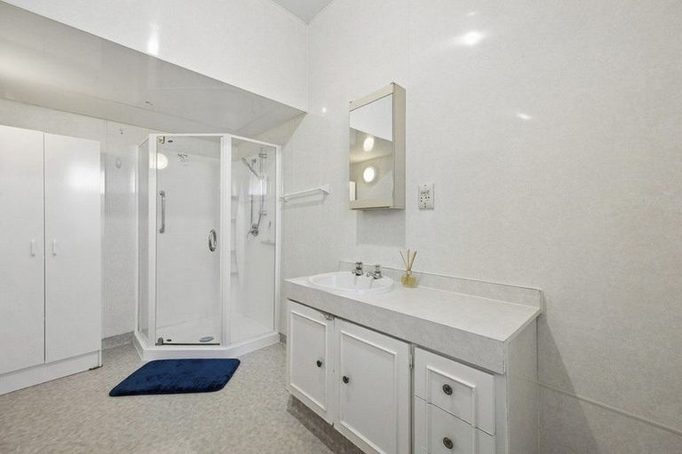 Photo of property in 37 Mornington Road, Balaclava, Dunedin, 9011