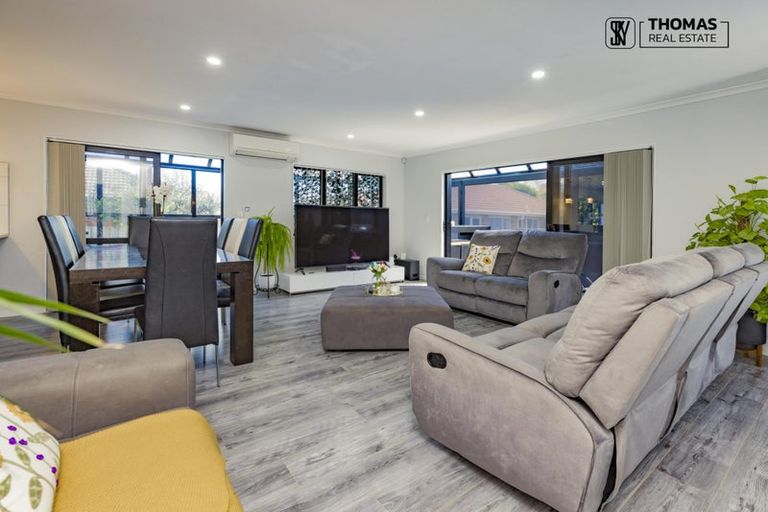 Photo of property in 10a Gainsborough Street, Manurewa, Auckland, 2102