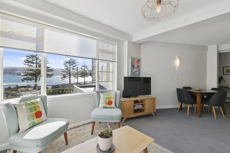 Photo of property in Wharenui Apartments, 274 Oriental Parade, Oriental Bay, Wellington, 6011