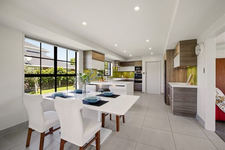 Photo of property in 4 Larkhill Place, Russley, Christchurch, 8042