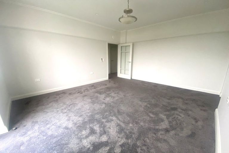 Photo of property in Fountain Court, 48u3 Oriental Parade, Oriental Bay, Wellington, 6011