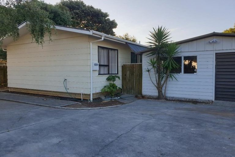 Photo of property in 22 Linwood Drive, Paraparaumu, 5032