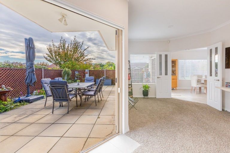 Photo of property in 14 Blythfield Place, Taradale, Napier, 4112