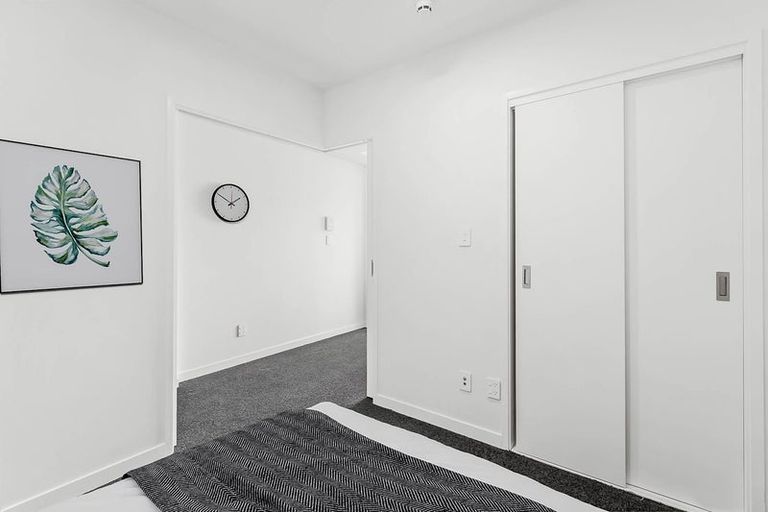 Photo of property in Alpha Apartments, 202/4 Elizabeth Street, Mount Victoria, Wellington, 6011