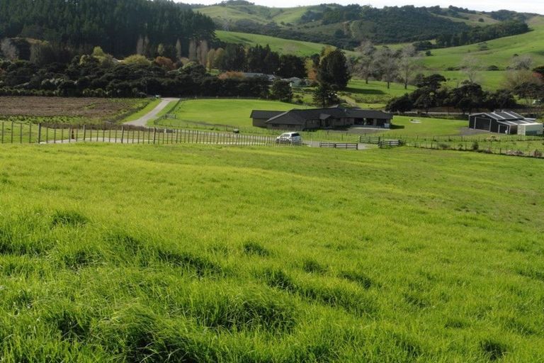 Photo of property in 344 Inland Road, Helensville, 0875