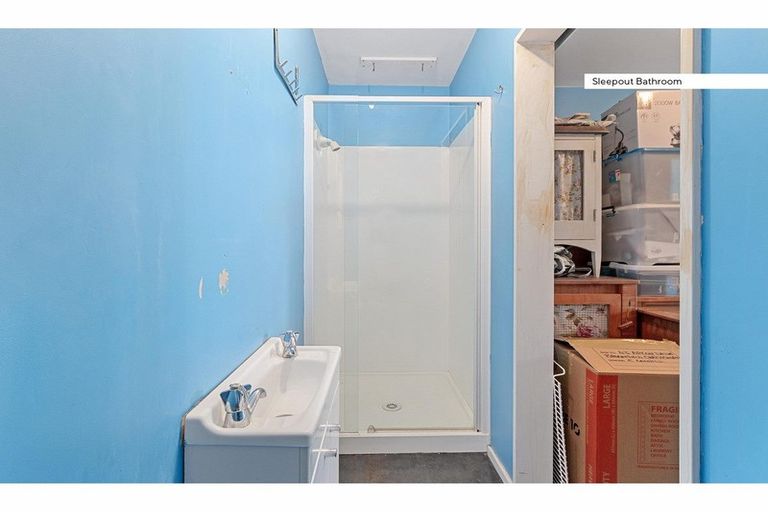 Photo of property in 43 Arcon Drive, Broomfield, Christchurch, 8042