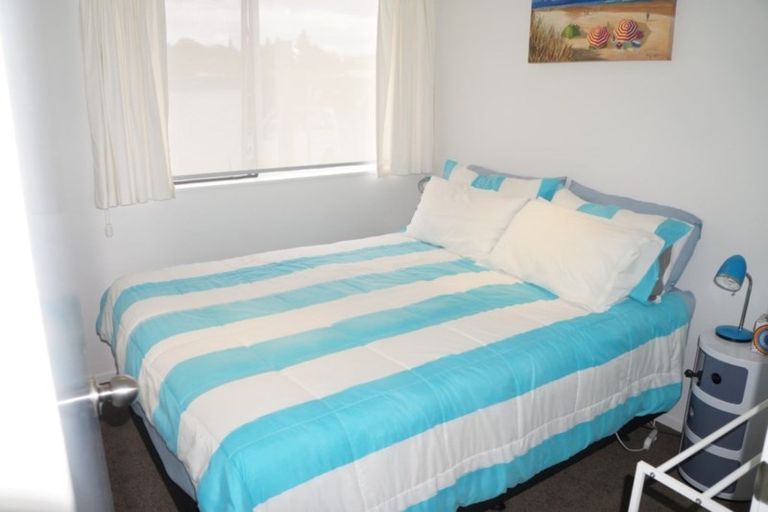 Photo of property in 21 Kuparu Place, Ruakaka, 0116