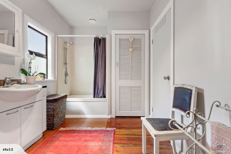 Photo of property in 1/24 Frances Street, Manurewa, Auckland, 2102