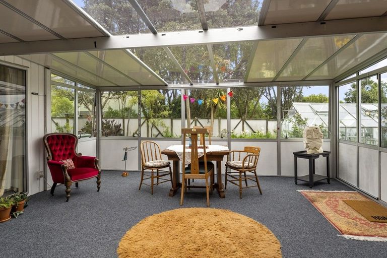 Photo of property in 89b Ngaio Road, Waikanae, 5036