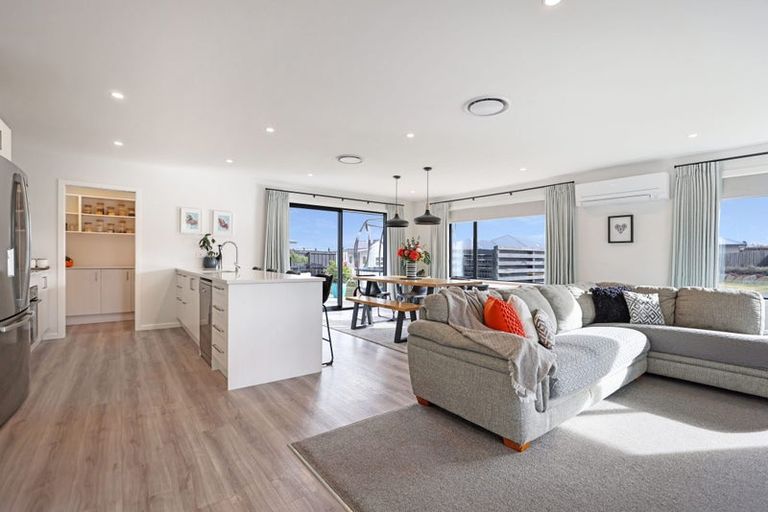 Photo of property in 6 Redhaven Rise, Netherby, Ashburton, 7700