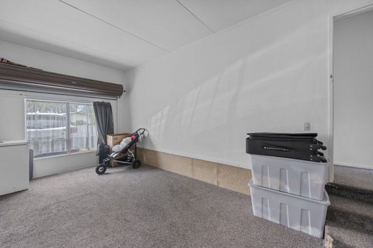 Photo of property in 12 Hudson Road, Flaxmere, Hastings, 4120