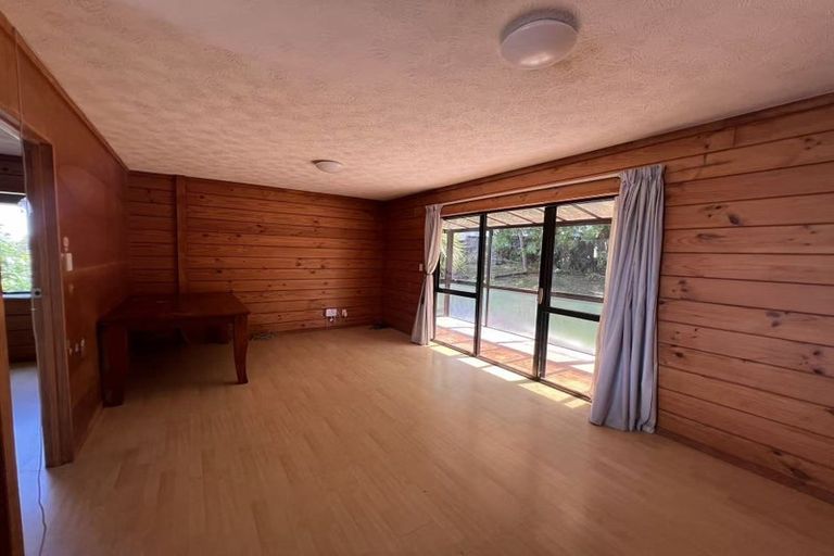 Photo of property in 110 Bradbury Road, Botany Downs, Auckland, 2010