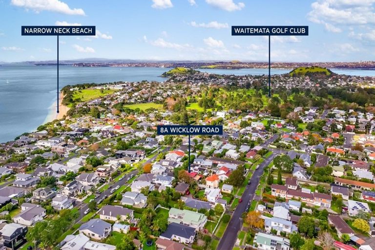 Photo of property in 8a Wicklow Road, Narrow Neck, Auckland, 0622