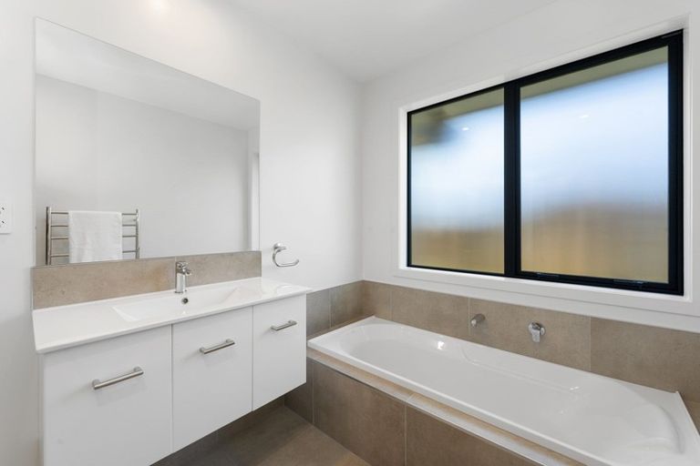 Photo of property in 9 Roto Close, Wharewaka, Taupo, 3330