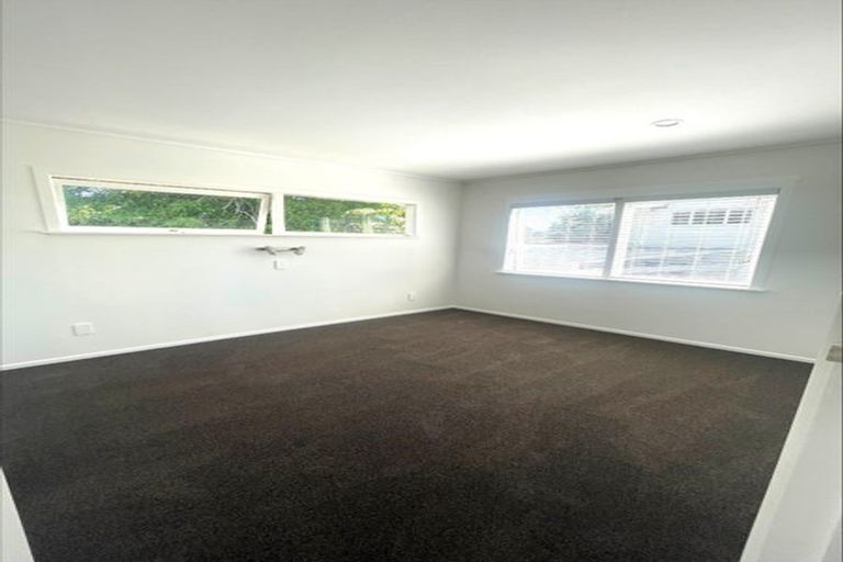 Photo of property in 52 Moore Street, Hillcrest, Auckland, 0627