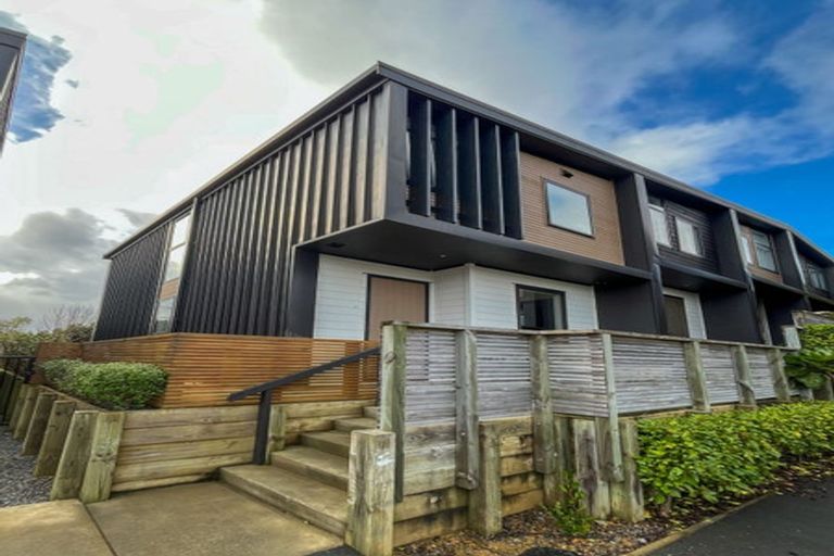 Photo of property in 8/38 Bankot Crescent, Ngaio, Wellington, 6035