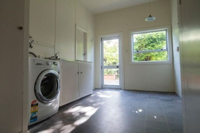 Photo of property in 7 Ilkley Place, Ilam, Christchurch, 8041