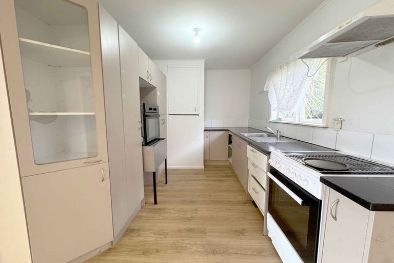 Photo of property in 44 Christmas Road, Manurewa, Auckland, 2102