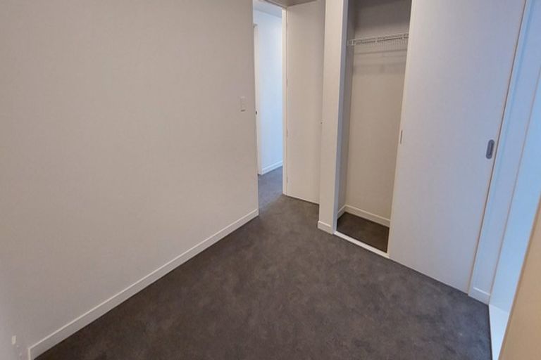 Photo of property in 67u1 Tiketike Way, Brooklyn, Wellington, 6021