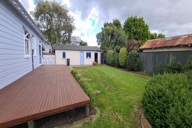 Photo of property in 4 Summerhays Street, Terrace End, Palmerston North, 4410