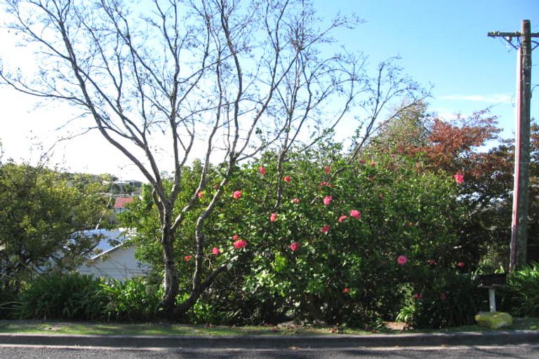 Photo of property in 1/23 Hebron Road, Waiake, Auckland, 0630
