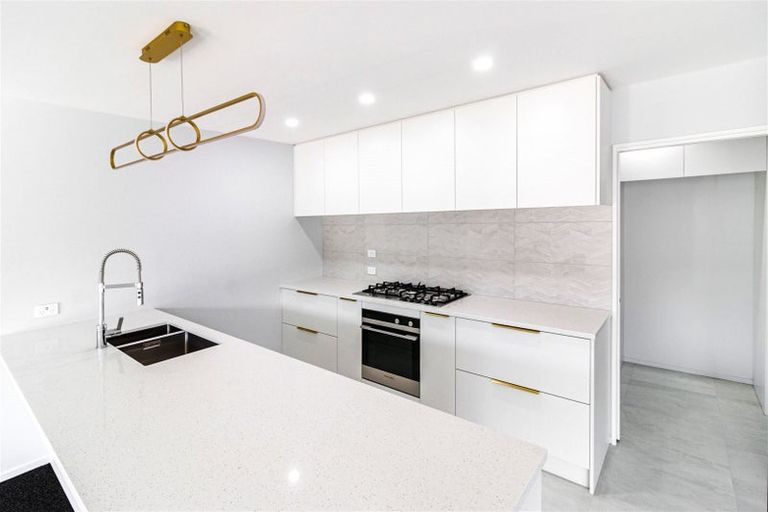 Photo of property in 15 Fountain Place, Rolleston, 7614