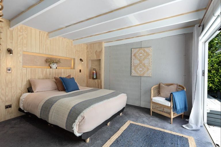 Photo of property in 42 Old North Road, Orewa, 0931