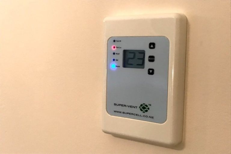 Photo of property in 119 Kitchener Road, Waiuku, 2123