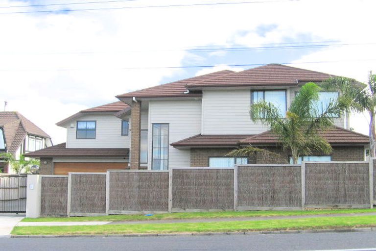 Photo of property in 137 Bucklands Beach Road, Bucklands Beach, Auckland, 2012