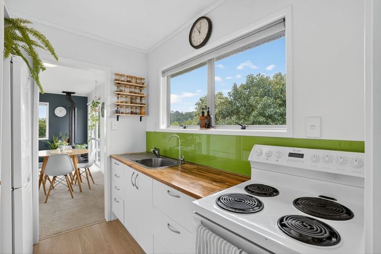 Photo of property in 2/155 Verbena Road, Birkdale, Auckland, 0626