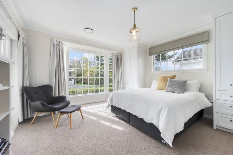 Photo of property in 340 Fergusson Drive, Heretaunga, Upper Hutt, 5018