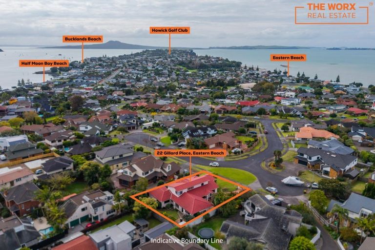 Photo of property in 22 Gillard Place, Eastern Beach, Auckland, 2012