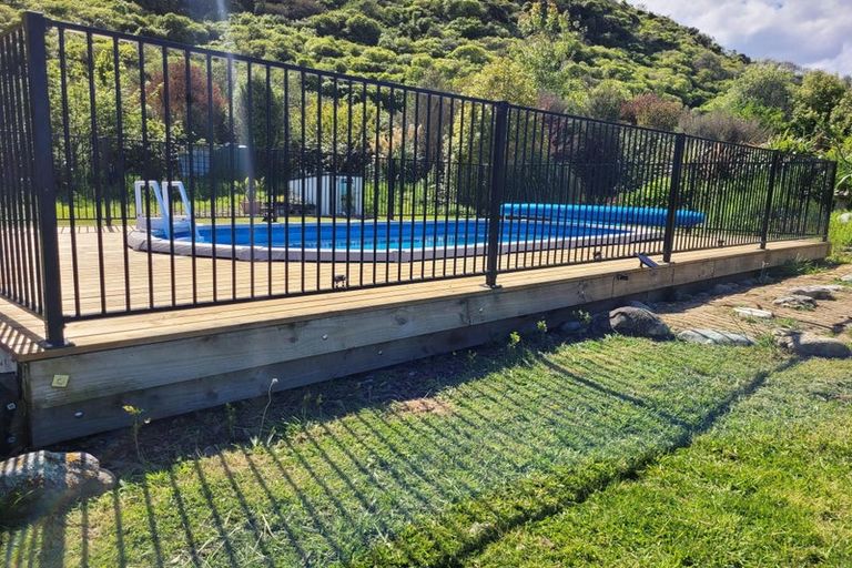 Photo of property in 185 Bucks Road, Tauwharenikau, Featherston, 5773