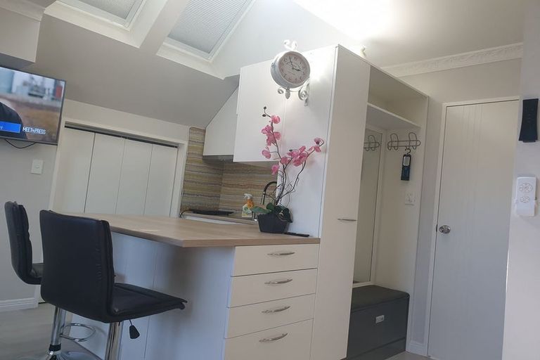 Photo of property in 76 Ferndown Avenue, Papatoetoe, Auckland, 2025