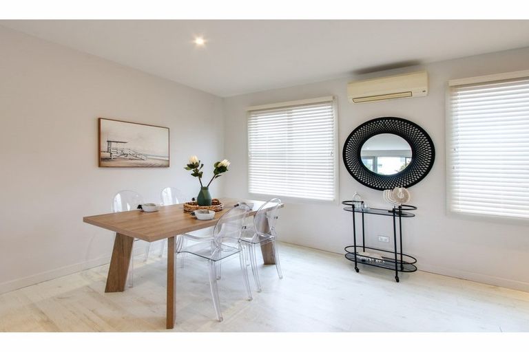 Photo of property in The Terraces, 10/9 Humber Street, Pandora, Napier, 4110