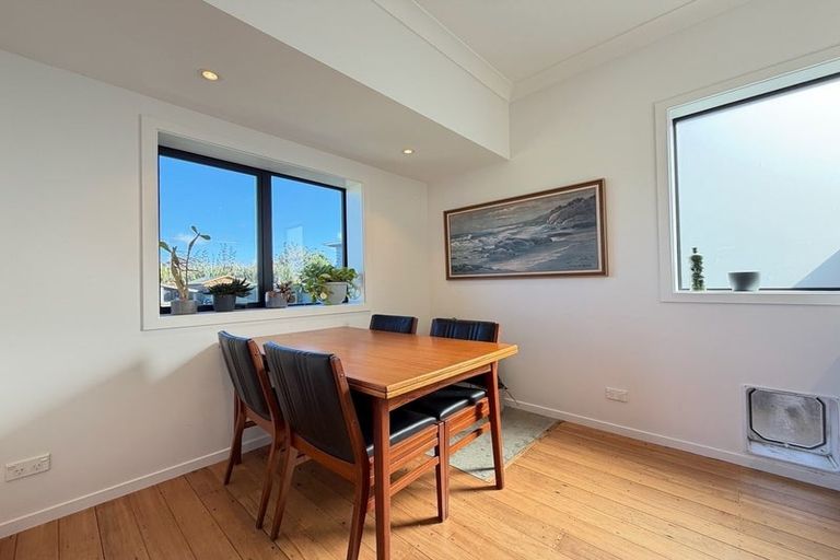 Photo of property in 25 Pirie Crescent, Moera, Lower Hutt, 5010