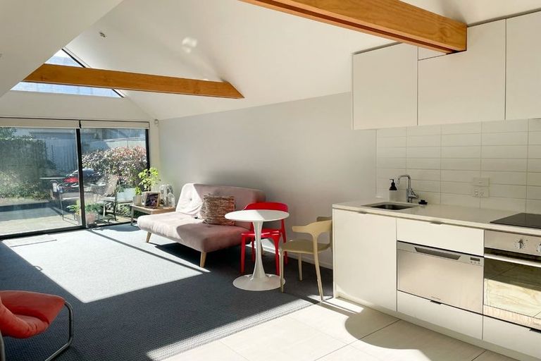 Photo of property in 4/435 Madras Street, St Albans, Christchurch, 8014