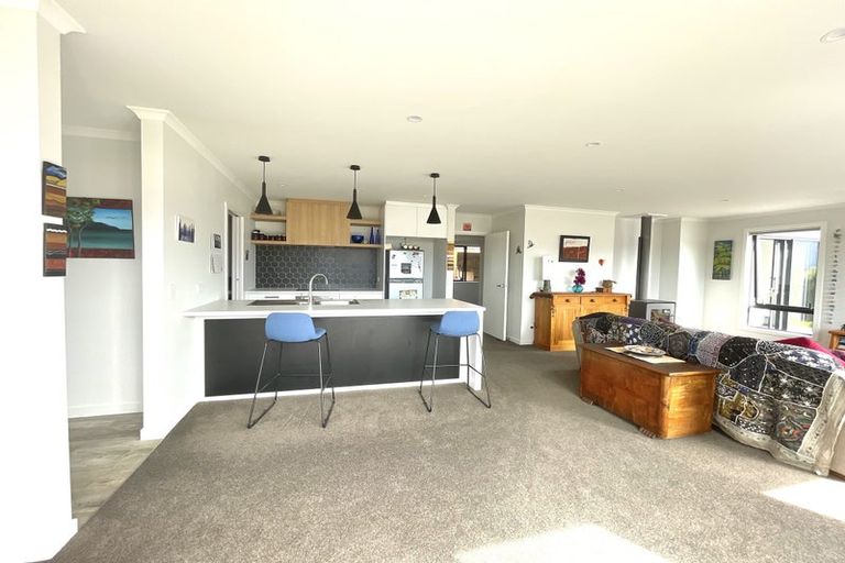 Photo of property in 4 Mcdonald Place, Collingwood, 7073