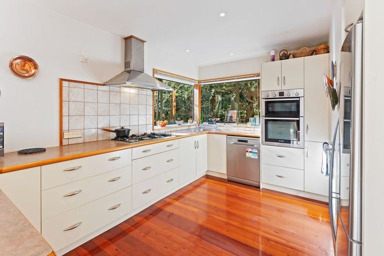 Photo of property in 13 Horopito Road, Waikanae, 5036