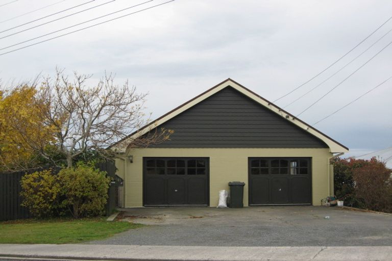 Photo of property in 81 Wilson Road, Balclutha, 9230