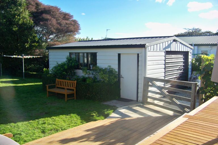 Photo of property in 30 Moore Street, Leamington, Cambridge, 3432