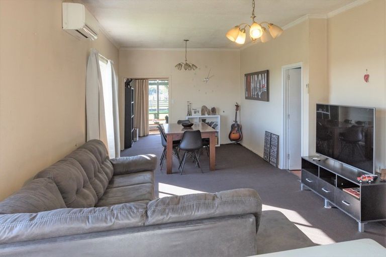 Photo of property in 60 Svenson Road, Waipukurau, 4200