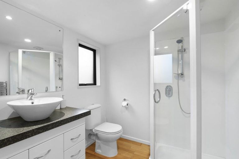 Photo of property in 86a Memorial Avenue, Ilam, Christchurch, 8053