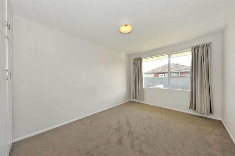Photo of property in 2/32 Lyndon Street, Riccarton, Christchurch, 8041