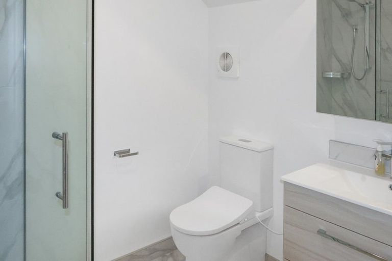 Photo of property in 19 Mohua Lane, Upper Riccarton, Christchurch, 8041