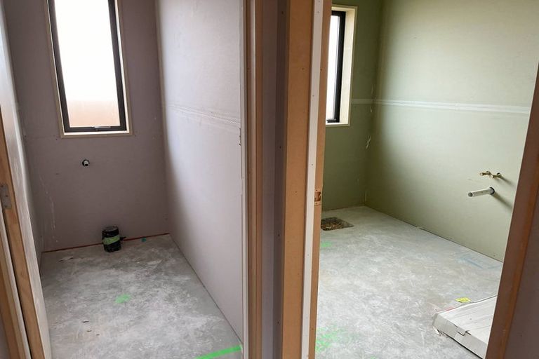 Photo of property in 17 Henshaw Street, Woodend, 7610