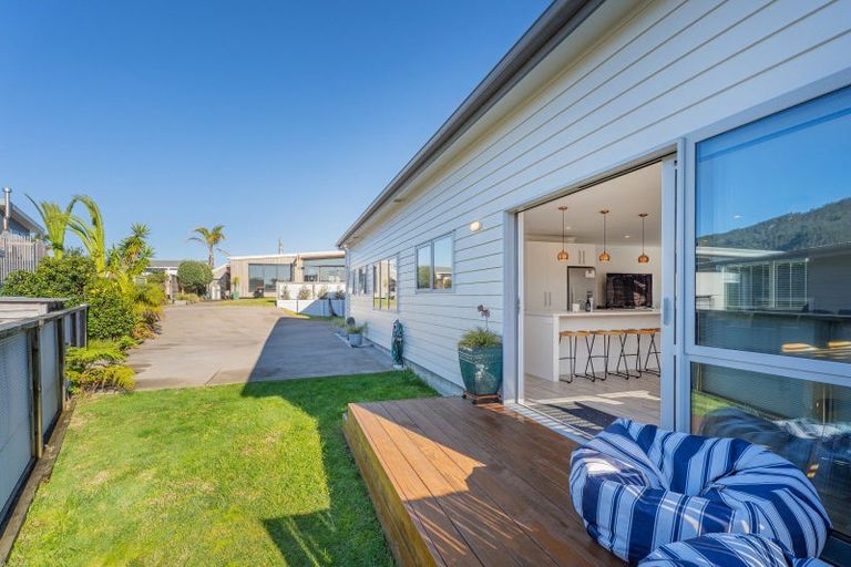 Photo of property in 10 Oceanair Drive, Pauanui, Hikuai, 3579