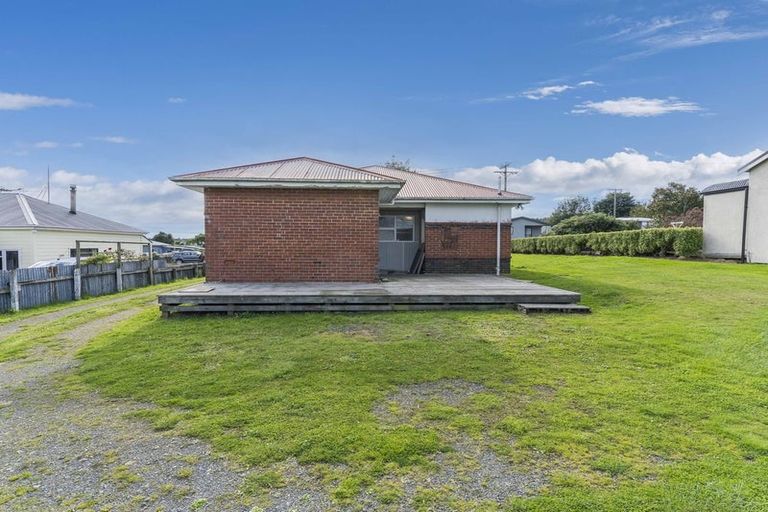 Photo of property in 28 Branksea Street, Kaitangata, 9210