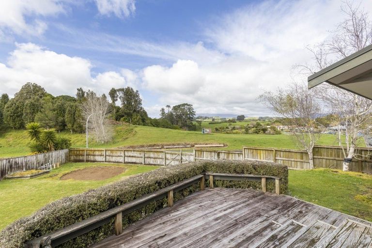 Photo of property in 5 Rotokare Crescent, Whalers Gate, New Plymouth, 4310