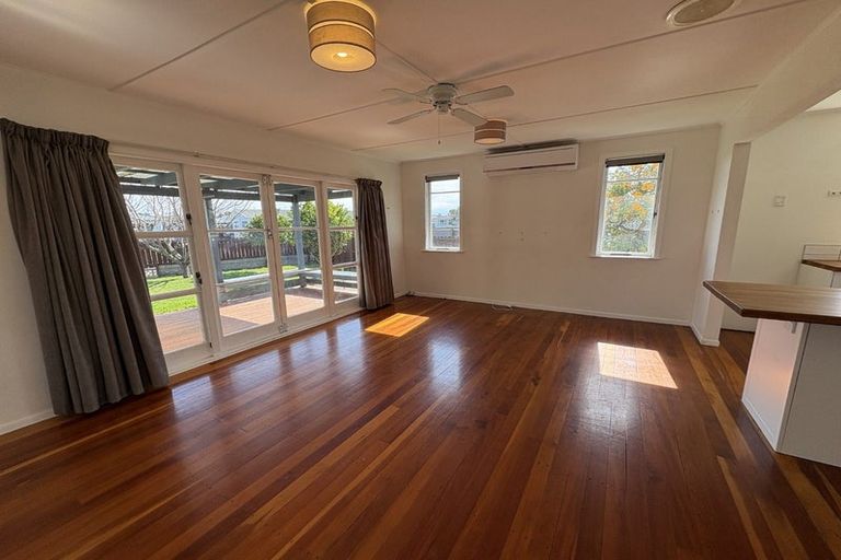 Photo of property in 27 Magdalen Crescent, Pirimai, Napier, 4112